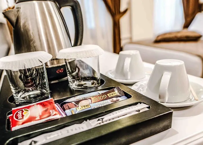 Lazz City Hotel